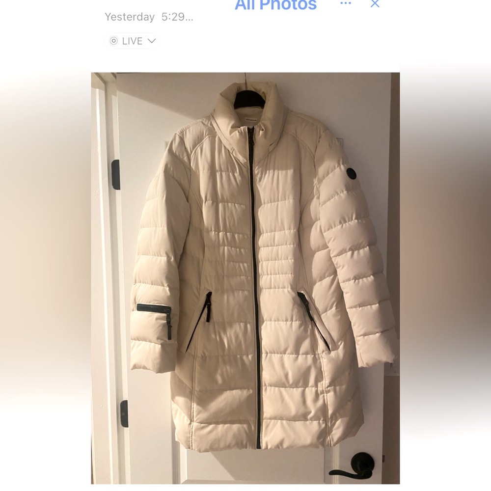 Calvin Klein Womens puffed coat